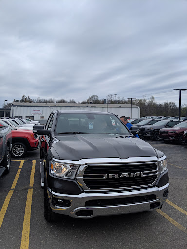 Car Dealer «Brighton Chrysler Dodge Jeep Ram», reviews and photos, 9827 E Grand River Ave, Brighton, MI 48116, USA