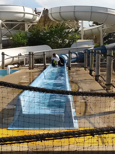 Water Park «Phillips Park Family Aquatic Center», reviews and photos, 828 Montgomery Rd, Aurora, IL 60505, USA