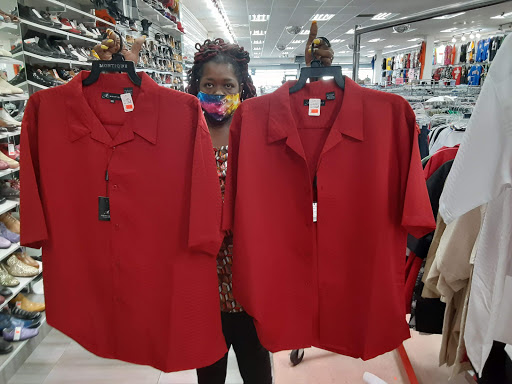 Shopping Mall «Northern Lights Shopping Center», reviews and photos, 3349-3561 Cleveland Ave, Columbus, OH 43224, USA