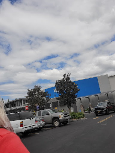 Discount Store «Walmart», reviews and photos, 10000 SE 82nd Ave, Happy Valley, OR 97086, USA