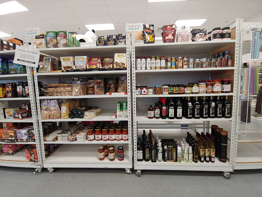 Shopping Mall «Shops at CenterPoint», reviews and photos, 3665 28th St SE, Grand Rapids, MI 49512, USA