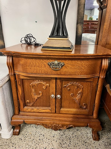 Consignment Shop «Design Furniture Outlet & Consignment», reviews and photos, 1928 Gulf to Bay Blvd, Clearwater, FL 33765, USA