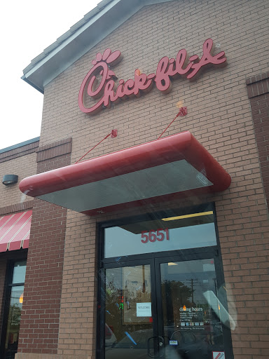 Fast Food Restaurant «Chick-fil-A», reviews and photos, 5651 NJ-42, Turnersville, NJ 08012, USA