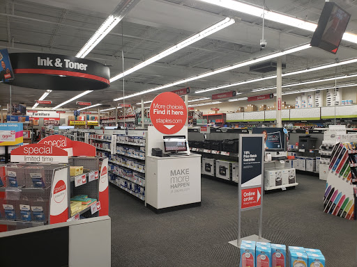 Office Supply Store «Staples», reviews and photos, 3790 E Broad St, Whitehall, OH 43213, USA