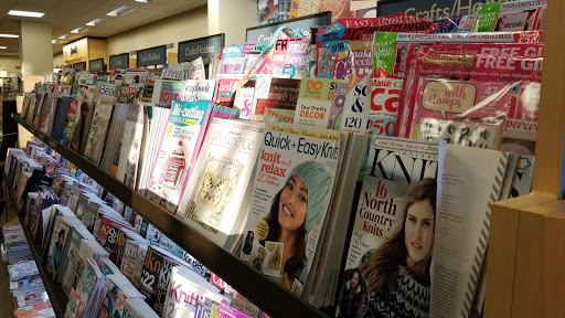 Book Store «Barnes & Noble Booksellers The Shops at River Crossing», reviews and photos, 8675 River Crossing Blvd, Indianapolis, IN 46240, USA