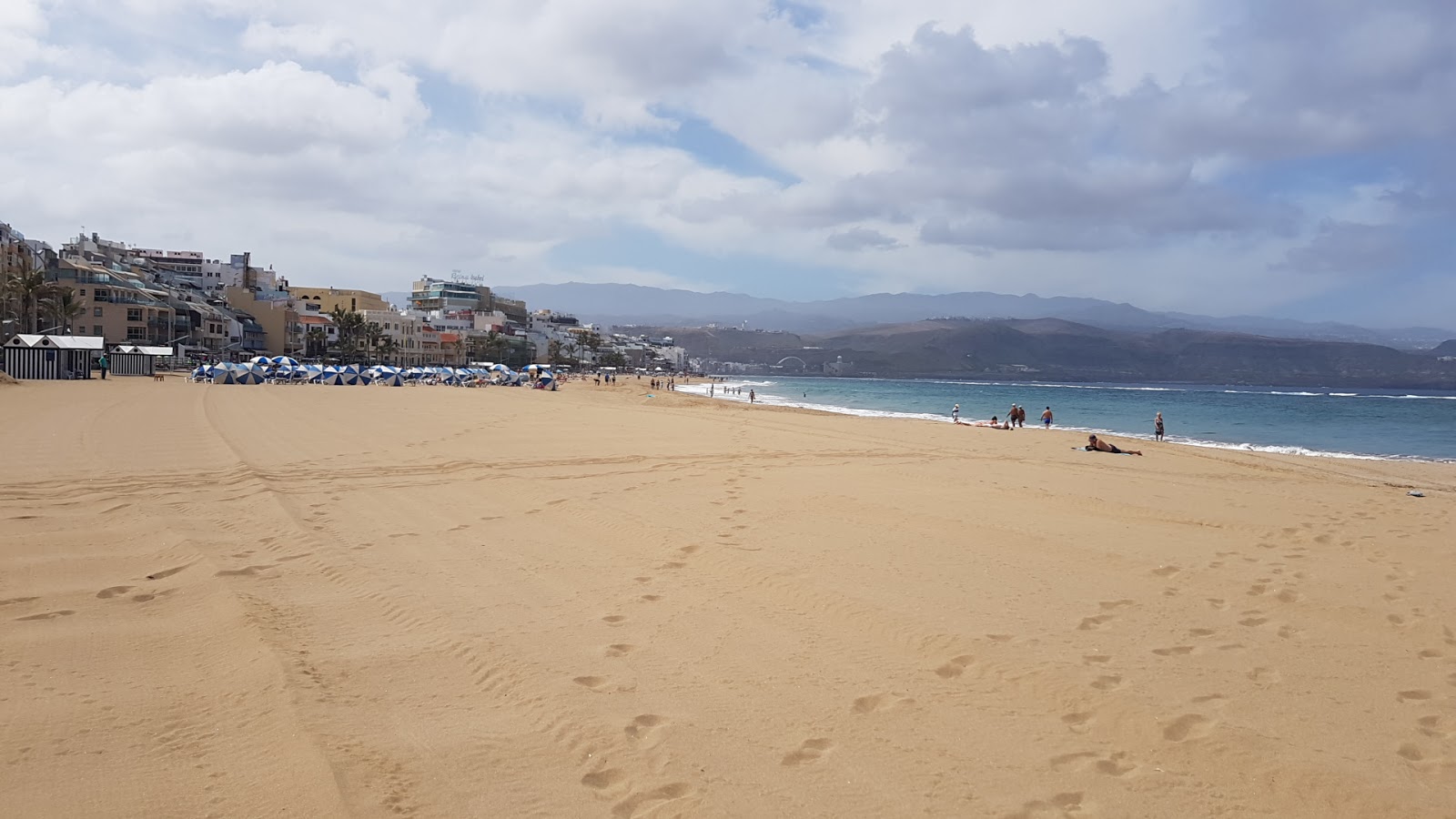 Las Canteras Beach photo #8