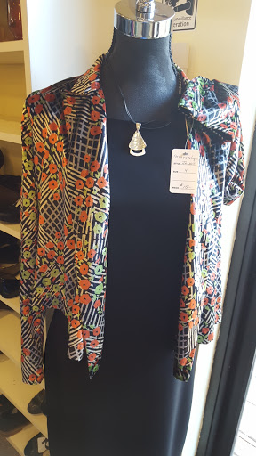 Thrift Store «Second Chance Shop», reviews and photos, 730 Hebron Ave, Glastonbury, CT 06033, USA