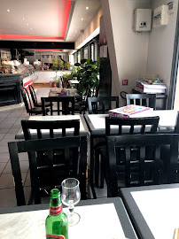 Atmosphère du Restaurant asiatique Le Mandarin à Puiseux-Pontoise - n°5