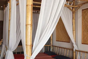 Sum Bamboo Massage ร้านนวดเพื่อสุขภาพ (Ruamchok รวมโชค) image