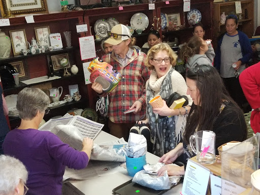 Thrift Store «Pawsibilities Thrift Shop», reviews and photos, 2144 Carolina Pl Dr, Fort Mill, SC 29708, USA