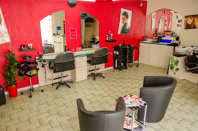 Salon Metamorphose à Servian