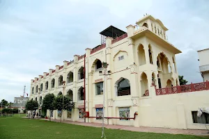 Roshan Haveli & Resorts image