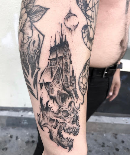 Explore aussie tattoo ideas, creative tattoo ideas in Santa Clara, available at Vampire Battle Mansion Tattoo and Piercing