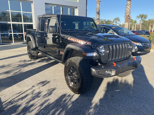 Used Car Dealer «New Smyrna Chrysler Jeep Dodge», reviews and photos, 1300 N Dixie Fwy, New Smyrna Beach, FL 32168, USA