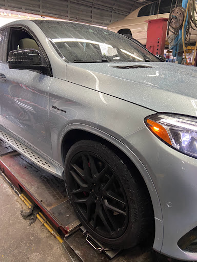 Auto Repair Shop «J C Car Care Center», reviews and photos, 5560 NW 27th Ave, Miami, FL 33142, USA