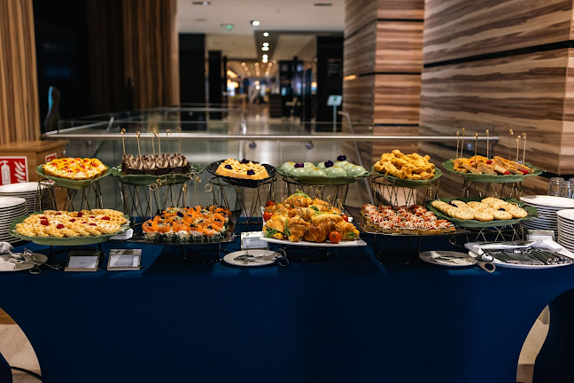 International Hotel Casino & Tower Suites