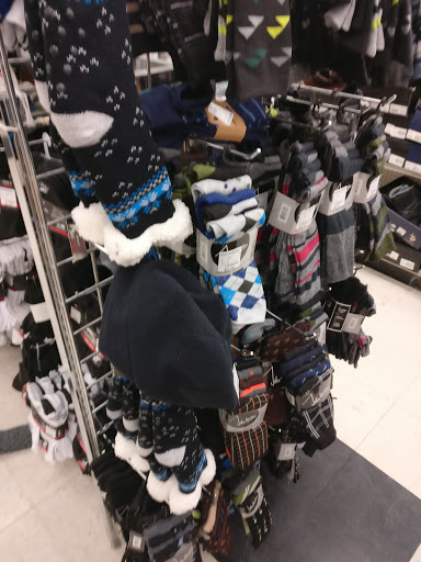 Shopping Mall «Jamaica Colosseum Mall», reviews and photos, 89-02 165th St, Jamaica, NY 11432, USA