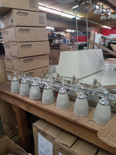 Building Materials Store «Second Chance Building Materials Center - Nampa», reviews and photos, 204 3rd Ave S, Nampa, ID 83651, USA