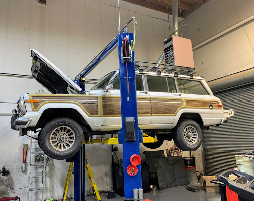 Auto Repair Shop «Pegoraro Auto Repair», reviews and photos, 3110 NE Minnehaha St, Vancouver, WA 98663, USA