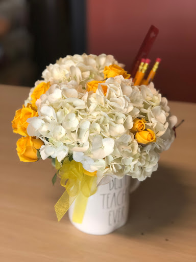 Florist «Valley Florist», reviews and photos, 301 Merrimack St, Methuen, MA 01844, USA