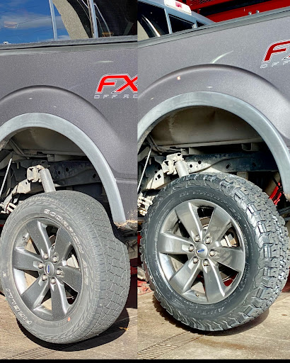 Tire Shop «Discount Tire Store - Tigard, OR», reviews and photos, 11462 SW Pacific Hwy, Tigard, OR 97223, USA