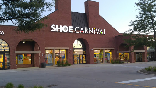 Shoe Carnival, 1001 75th St, Woodridge, IL 60517, USA, 