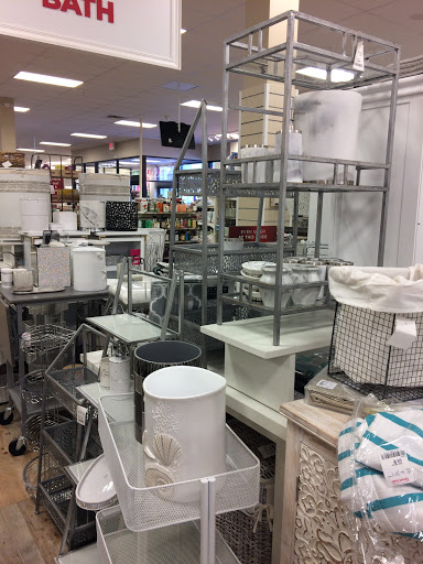 Department Store «HomeGoods», reviews and photos, 961 Lomas Santa Fe Dr, Solana Beach, CA 92075, USA