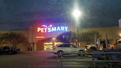 Pet Supply Store «PetSmart», reviews and photos, 8660 Airline Hwy, Baton Rouge, LA 70815, USA