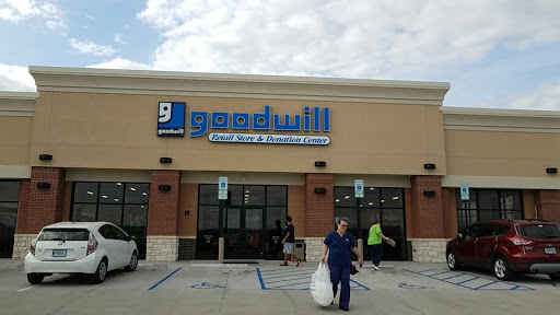 Goodwill Retail Store of Jefferson City, 2815-2821 S Ten Mile Dr, Jefferson City, MO 65109, Thrift Store