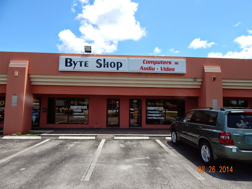 Computer Store «Byte Shop Computers», reviews and photos, 4520 Tamiami Trail N, Naples, FL 34103, USA