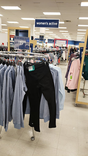 Department Store «Marshalls», reviews and photos, 351 N Frontage Rd, New London, CT 06320, USA