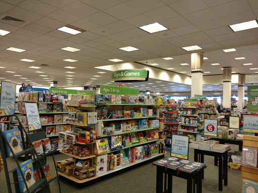 Book Store «Barnes & Noble», reviews and photos, 6111 Sunrise Blvd, Citrus Heights, CA 95610, USA