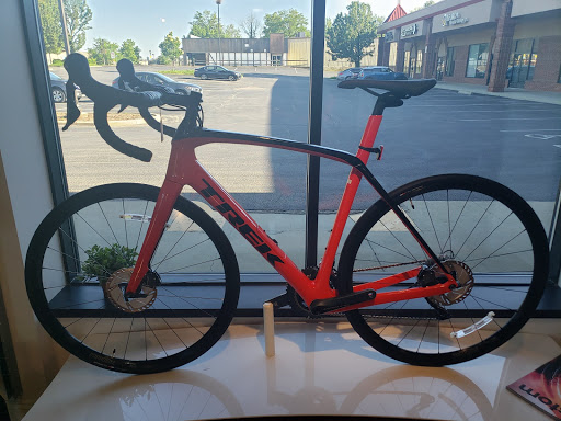 Bicycle Store «Trek Bicycle Store Cincinnati», reviews and photos, 9695 Kenwood Rd, Cincinnati, OH 45242, USA