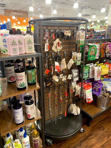 Outdoor Sports Store «Sierra Trading Post», reviews and photos, 215 N Maple Rd Unit 1F, Ann Arbor, MI 48103, USA