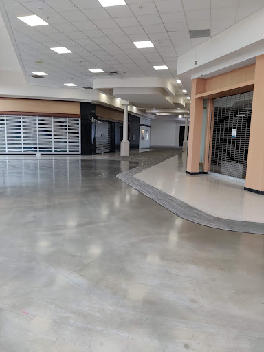 Shopping Mall «North Hanover Mall», reviews and photos, 1155 Carlisle St, Hanover, PA 17331, USA