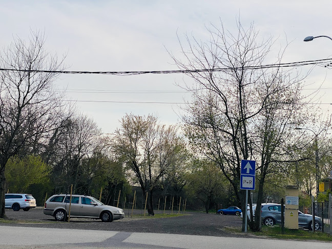 Hév-parkoló - Dunaharaszti