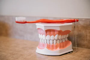 Candlewood Dental Care Inc image