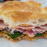 Photo n°1 de l'avis de Vittorio.a fait le 06/08/2022 à 14:01 sur le  Vinaio di San Gimignano à San Gimignano