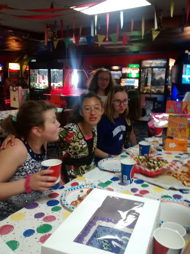 Bowling Alley «Bangor-Brewer Bowling Lanes», reviews and photos, 534 Wilson St, Brewer, ME 04412, USA