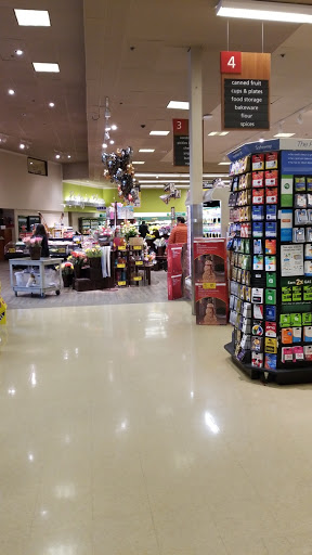 Grocery Store «Safeway», reviews and photos, 630 228th Ave NE, Sammamish, WA 98074, USA