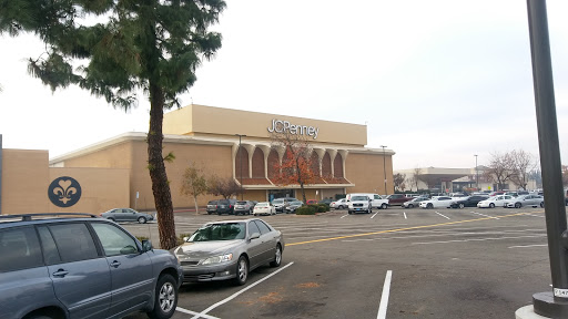 JCPenney, 555 E Shaw Ave, Fresno, CA 93710, USA, 