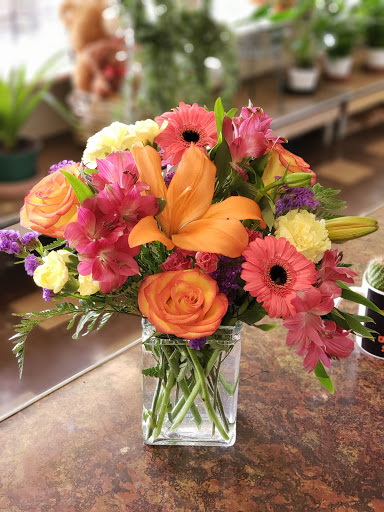 Florist «Kern Park Flower Shoppe», reviews and photos, 6713 SE Holgate Blvd, Portland, OR 97206, USA