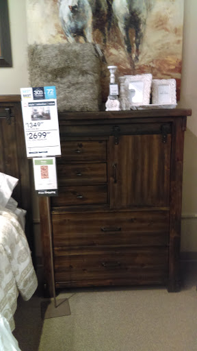 Furniture Store «Ashley HomeStore», reviews and photos, 4068 Commonwealth Ave, Eau Claire, WI 54701, USA