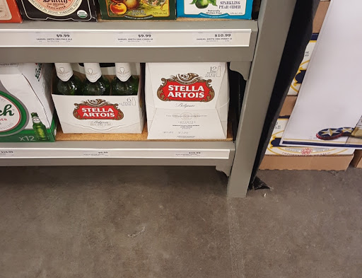 Liquor Store «Burgardt Liquor Store», reviews and photos, 3027 E Pawnee St, Wichita, KS 67211, USA