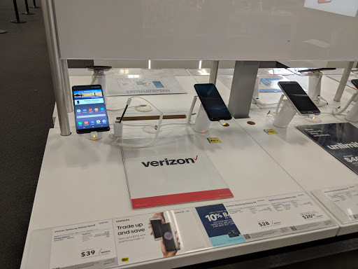 Electronics Store «Best Buy», reviews and photos, 1240 Palisades Center Dr, West Nyack, NY 10994, USA