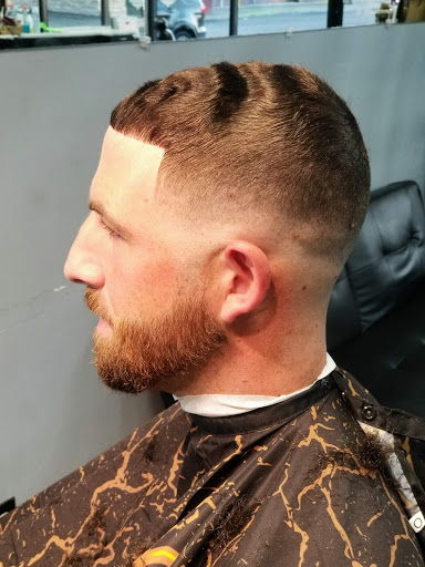 Barber Shop «20 and out barber shop», reviews and photos, 32871 Schoenherr Rd, Warren, MI 48088, USA