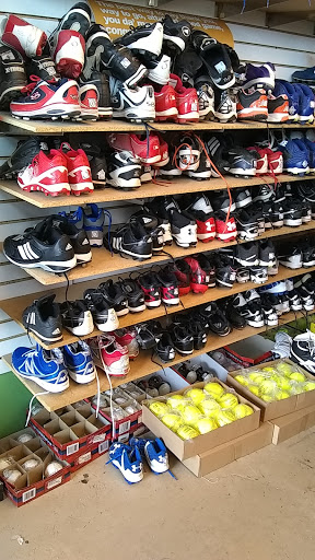 Sporting Goods Store «Play It Again Sports- Chesterfield, MI», reviews and photos, 50607 Gratiot Ave, Chesterfield, MI 48051, USA