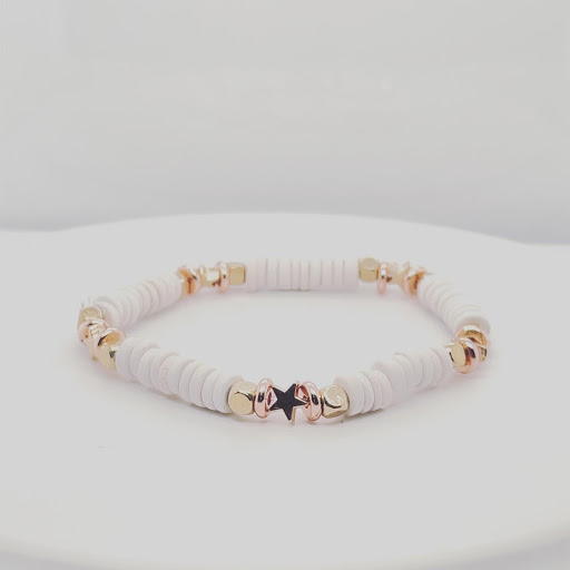 Jeweler «Baker & Baker Jewelers, Inc - Jewelry Store», reviews and photos, 105 Putnam St, Marietta, OH 45750, USA