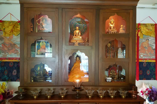 Sakya Phuntsok Ling Center for Buddhist Study and Meditation
