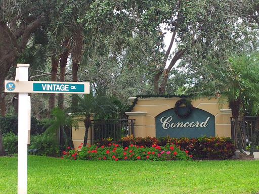 Country Club «Vineyards Country Club», reviews and photos, 400 Vineyards Blvd, Naples, FL 34119, USA